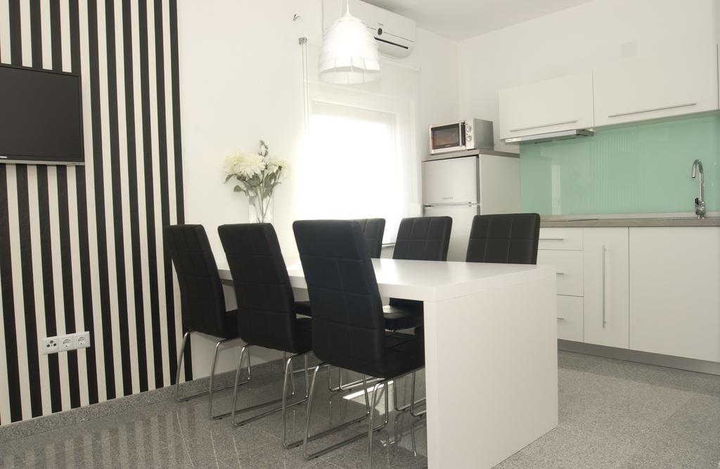 Casa Vito Apartment Nin Room photo