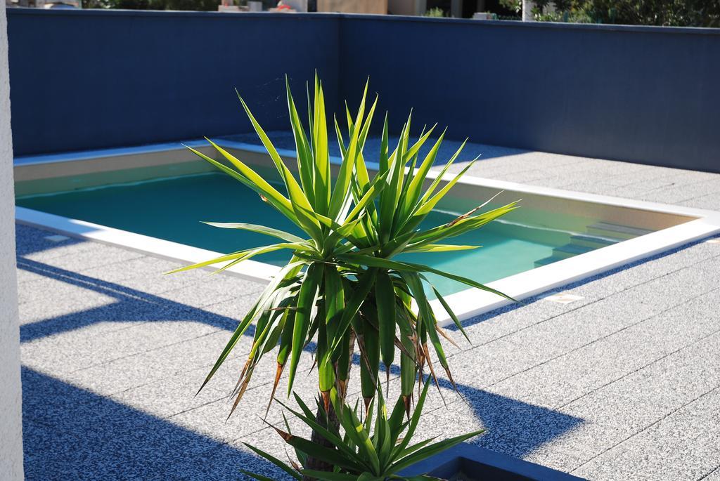 Casa Vito Apartment Nin Exterior photo