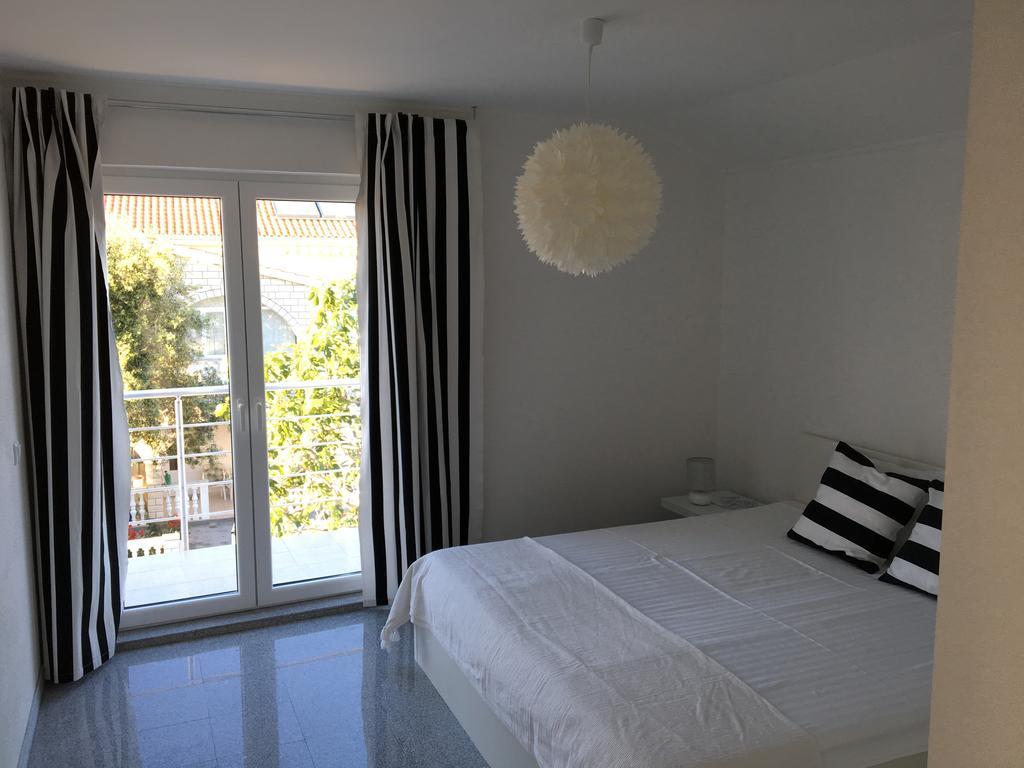 Casa Vito Apartment Nin Exterior photo